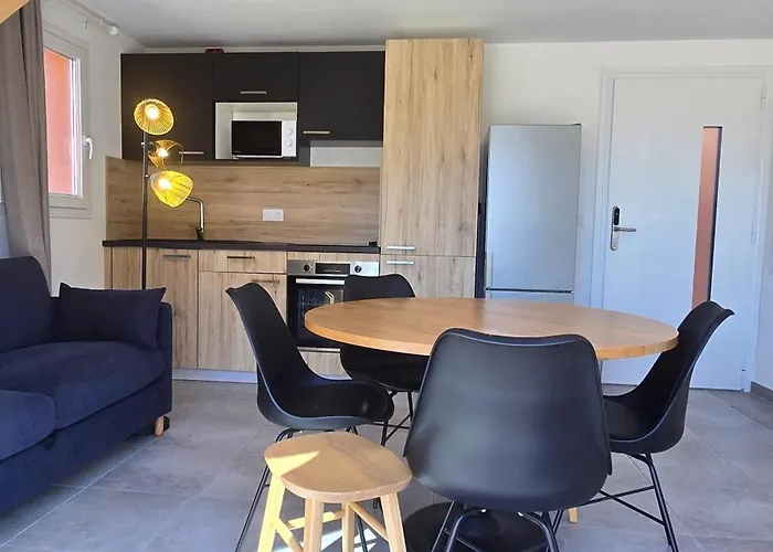 A Casa Di Sole In Saint Cyprien Feriehus *